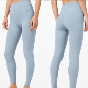 Lululemon Wunder Under 28” high rise leggings in chambray size 8